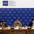 Kebijakan Sri Mulyani, BI, OJK & LPS Bisa Tahan Rupiah Anjlok