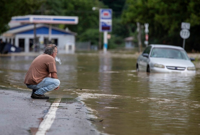 USA-WEATHER/FLOODING A flooded area is flown over by a Kentucky National Guard helicopter deployed in response to a declared state of emergency in eastern Kentucky, U.S. July 27, 2022. U.S. Army National Guard/Handout via REUTERS THIS IMAGE HAS BEEN SUPPLIED BY A THIRD PARTY.