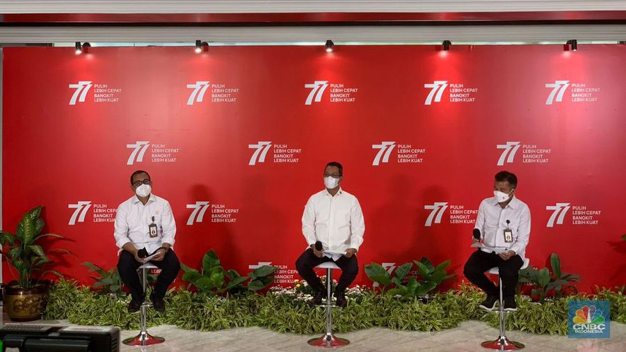 Kepala Sekretariat Presiden Heru Budi Hartono dalam keterangan pers Bulan Kemerdekaan Tahun 2022 di Gedung Kemensetneg, kompleks Istana Kepresidenan Jakarta. (CNBC Indonesia/Chandra Gian)