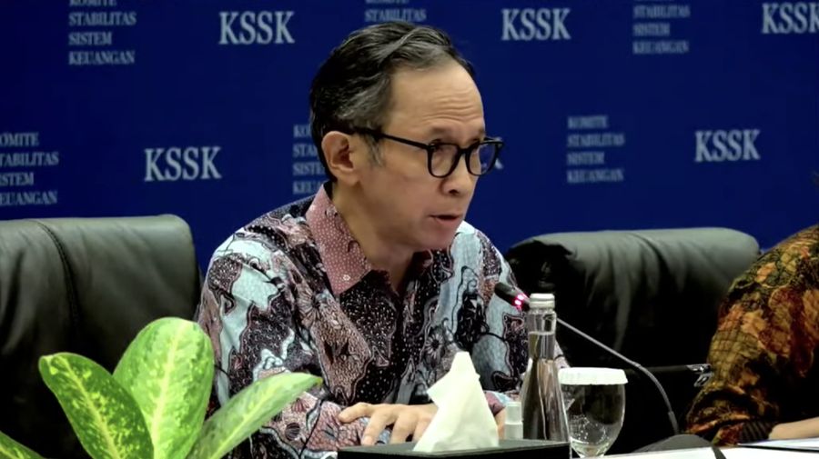 Ketua OJK Mahendra Siregar dalam Acara Konferensi Pers: Hasil Rapat Berkala III KSSK 2022 (Tangkapan Layar Youtube Kementerian Keuangan RI)