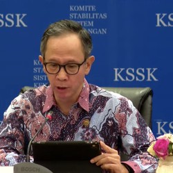 Bos OJK Sebut Sektor Ini Masih Butuh Restrukturisasi Kredit