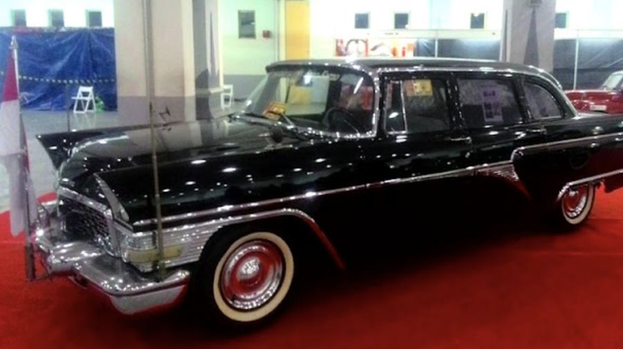 Mobil Bung Karno, GAZ 13 Chaika 1959 (Dok Ist)