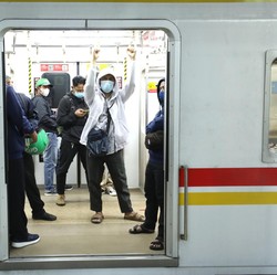 KAI: Tarif KRL Masih Sama!