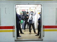 KAI: Tarif KRL Masih Sama!