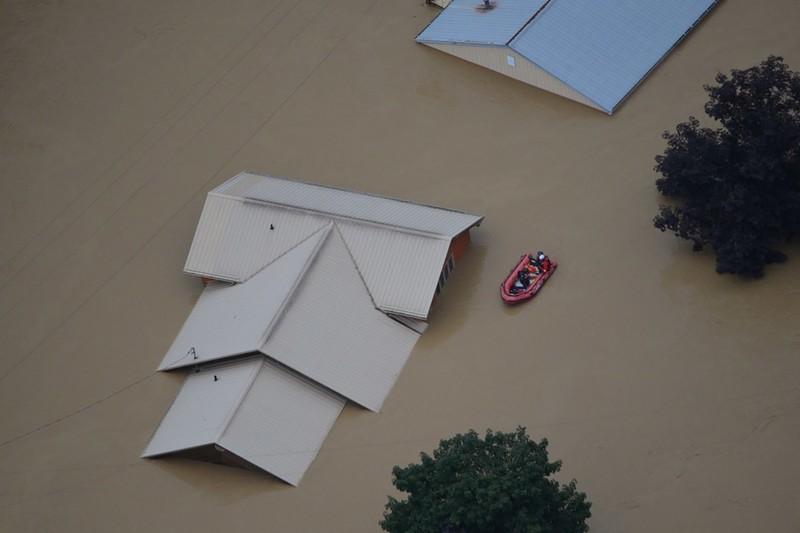 USA-WEATHER/FLOODING A flooded area is flown over by a Kentucky National Guard helicopter deployed in response to a declared state of emergency in eastern Kentucky, U.S. July 27, 2022. U.S. Army National Guard/Handout via REUTERS THIS IMAGE HAS BEEN SUPPLIED BY A THIRD PARTY.