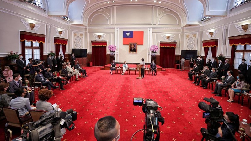 U.S. House of Representatives Speaker Nancy Pelosi visits the parliament in Taipei, Taiwan August 3, 2022. REUTERS/Ann Wang