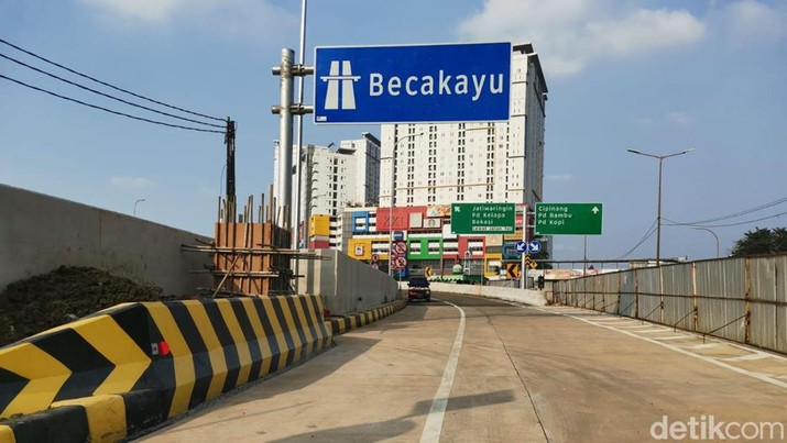 Tol Becakayu (Detik) Tol Becakayu (Detik)