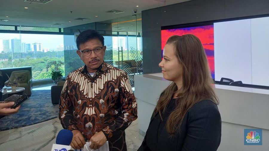 Menkominfo Johnny G Plate dan Dubes Hungaria untuk RI Lilla Karsay