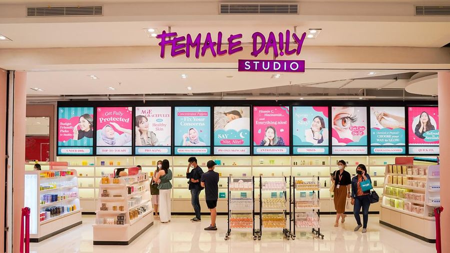 Pembukaan Female Daily Studio