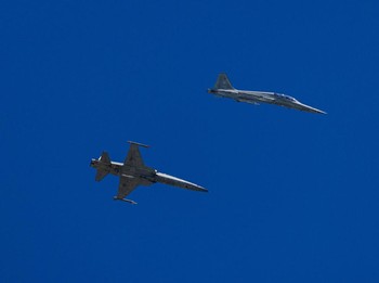 Siap Perang Lawan China, Jet Tempur Taiwan Lepas Landas
