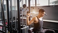 Sibuk Bikin Kamu Nggak Sempat ke Gym? Ini Cara Tetap Rutin Olahraga di Rumah
