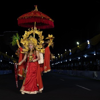 Bukan Citayam, Ini Kemeriahan Jember Fashion Carnaval