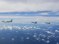 Intip Pamer Gagah Militer China ke Taiwan, dari Jet ke Rudal