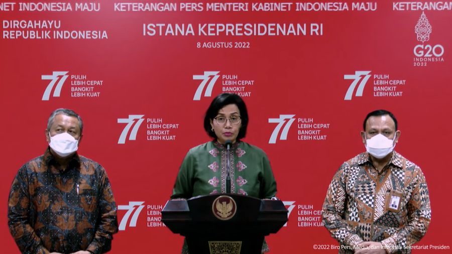 Menteri Keuangan Sri Mulyani memberikan keterangan pers terkait Sidang Kabinet Paripurna, Kantor Presiden, 8 Agustus 2022. (Tangkapan Layar Via Youtube Sekretariat Presiden)