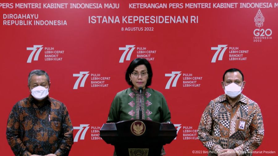 Menteri Keuangan Sri Mulyani memberikan keterangan pers terkait Sidang Kabinet Paripurna, Kantor Presiden, 8 Agustus 2022. (Tangkapan Layar Via Youtube Sekretariat Presiden)