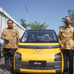 Mobil Listrik Melenggang, Begini Ambisi Pemerintah