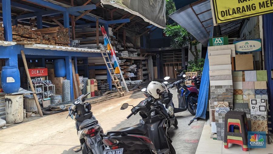 Bahan bangunan (CNBC Indonesia/Emir Yanwardhana)