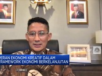 Solusi Mas Menteri Parekraf Atasi Harga Tiket Pesawat Mahal