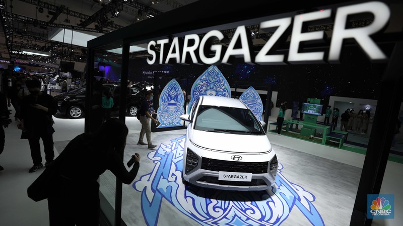 Hyundai Stargazer saat gelaran GIIAS 2022 Hyundai Stargazer saat gelaran GIIAS 2022 di Indonesia Convention Exhibition (ICE)- BSD, Tangerang, Banten, Kamis (11/8/2022). (CNBC Indonesia/ Tri Susilo)
