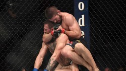 Lihat Lagi Kuncian Mematikan Khabib pada Conor McGregor
