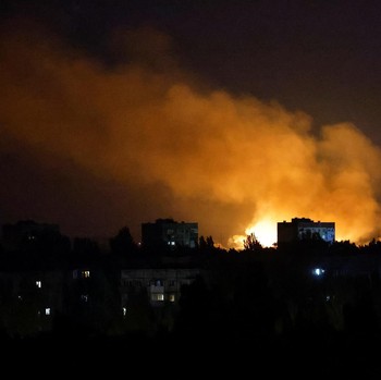 Ukraina 'Balas Dendam', Pabrik Bir Pro Rusia Terbakar Hebat