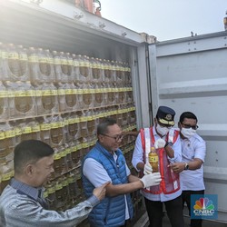 Harga Minyak Goreng di Timur RI Bandel, Ini Jurus Zulhas