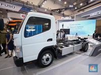 Bos Fuso Ungkap Jadwal Truk Listrik Mengaspal di RI