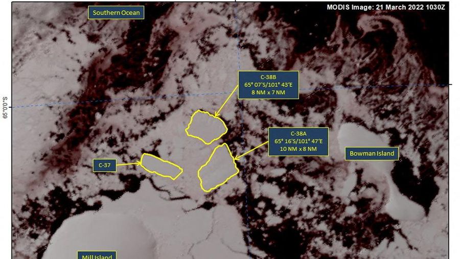 FILE PHOTO: NASA Modis satellite image of an Antarctic ice shelf taken March 21, 2022 in this handout image obtained March 25, 2022. NASA Modis satellite image/Handout via REUTERS  THIS IMAGE HAS BEEN SUPPLIED BY A THIRD PARTY. COORDINATES AND TEXT PROVIDED AT SOURCE/File Photo