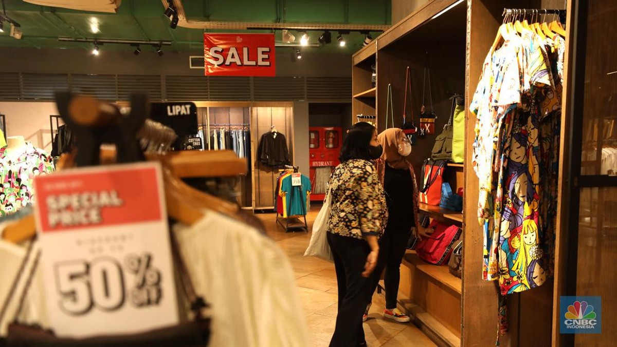 Setelah Nyoblos, Buruan Cuci Mata di Mall! Diskon Menggiurkan Hingga 50% Menanti!