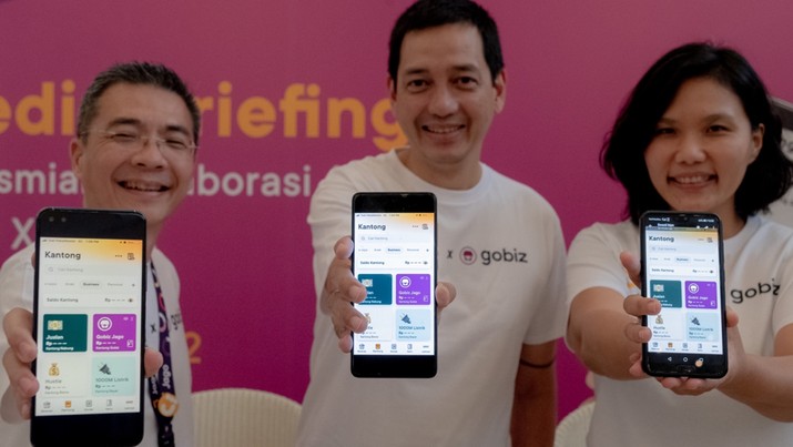 Kolaborasi Bank Jago dengan GoTo Financial melalui pembukaan akses layanan Bank Jago di aplikasi GoBiz sangat positif dalam mengoptimalkan ekosistem GoTo Kolaborasi Bank Jago dengan GoTo Financial melalui pembukaan akses layanan Bank Jago di aplikasi GoBiz sangat positif dalam mengoptimalkan ekosistem GoTo