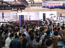 Penjualan Mobil Terbang Lagi, Naik Nyaris 30%