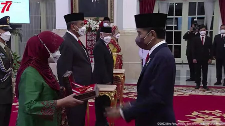 Presiden Joko Widodo Memberikan Penganugerahan Tanda Kehormatan Republik Indonesia, Istana Negara, 12 Agustus 2022. (Tangkapan Layar via Youtube Sekretariat Presiden)
