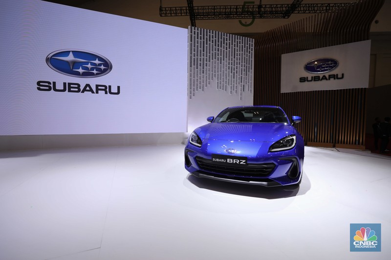 Subaru XV (kiri) dan Subaru BRZ (kanan) dalam ajang Pameran Gaikindo Indonesia International Auto Show (GIIAS) 2022 Subaru XV (kiri) dan Subaru BRZ (kanan) dalam ajang Pameran Gaikindo Indonesia International Auto Show (GIIAS) 2022 di Indonesia Convention Exhibition (ICE)- BSD, Tangerang, Banten, Kamis (11/8/2022). (CNBC Indonesia/ Tri Susilo)