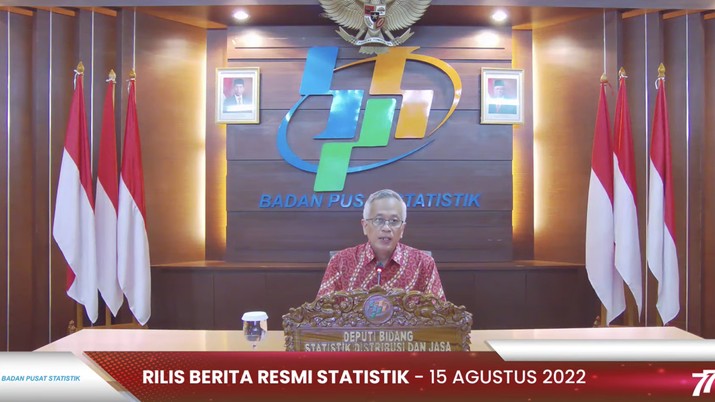 Deputi Bidang Statistik Distribusi dan Jasa (Disjas) BPS, Setianto mengumumkan perkembangan ekspor dan impor Indonesia Juli 2022. (Tangkapan Layar via Youtube BPS)