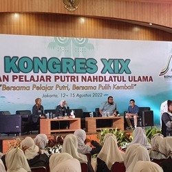 Pluang Gencarkan Literasi Finansial di Kongres IPPNU XIX