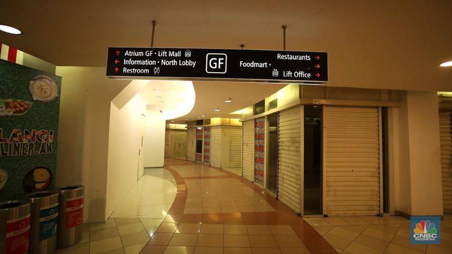 Suasana Plaza Semanggi, Jakarta, Senin (15/8/2022). (CNBC Indonesia/ Tri Susilo)