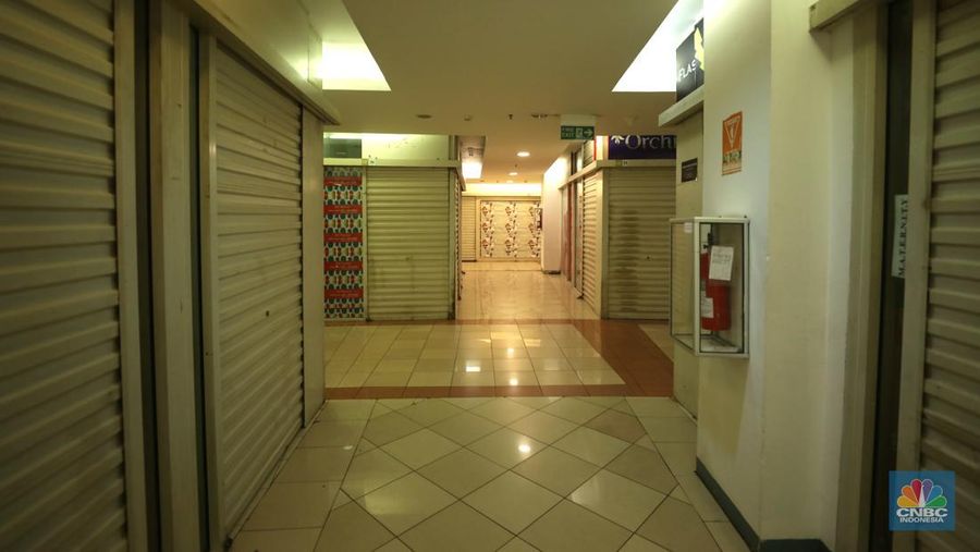 Suasana Plaza Semanggi, Jakarta, Senin (15/8/2022). (CNBC Indonesia/ Tri Susilo)