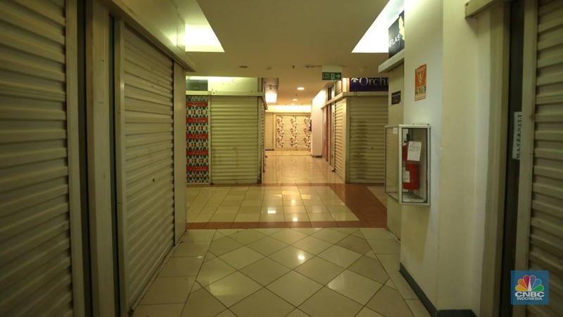 Suasana Plaza Semanggi, Jakarta, Senin (15/8/2022). (CNBC Indonesia/ Tri Susilo)