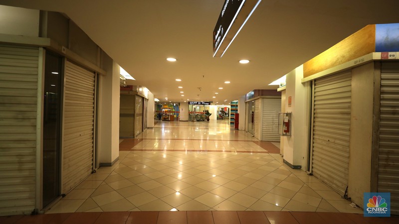 Suasana Plaza Semanggi, Jakarta, Senin (15/8/2022). Suasana Plaza Semanggi, Jakarta, Senin (15/8/2022). (CNBC Indonesia/ Tri Susilo)