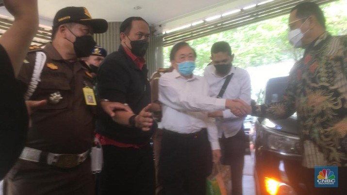 Surya Darmadi Tiba di Kejaksaan Surya Darmadi Tiba di Kejaksaan