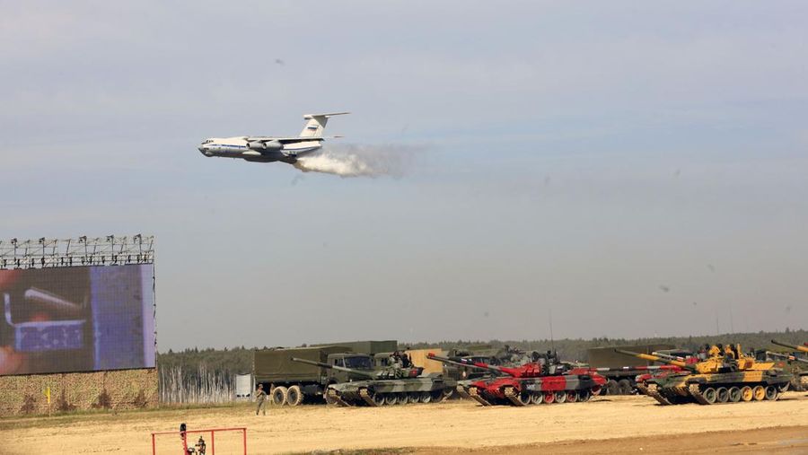 Tank China bersaing dalam kontes 