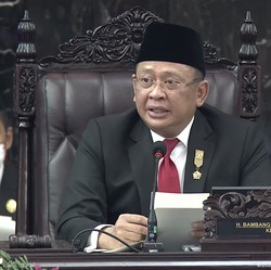 Ketua MPR RI: 66 Negara Diprediksi Bangkrut dan Ambruk