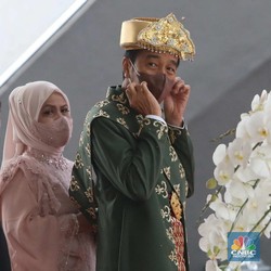 Jokowi Punya Tim Seleksi Baju Adat, Bagaimana dengan Iriana?
