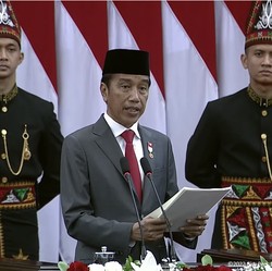 Jokowi Patok Ekonomi RI di Angka 5,3% di Tahun 2023