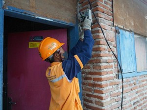8.000 Rumah Prasejahtera Dapat Listrik Baru di HLN 2025