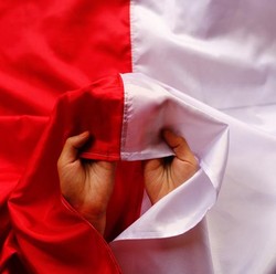 Bendera Pusaka Disobek, Dibungkus Koran dan Dibawa ke Bangka