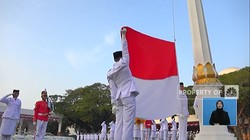 Detik-detik Penurunan Bendera Merah Putih di Istana Negara