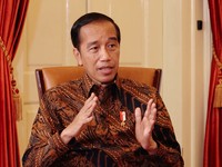 Jokowi Buka-bukaan Soal Krisis, Subsidi BBM, hingga IKN
