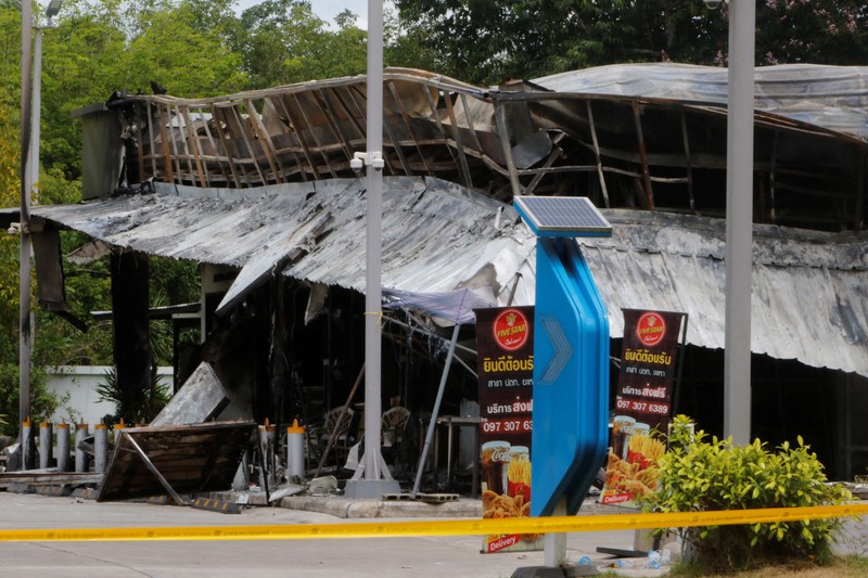 THAILAND-INSURGENCY/ A shop is seen in an aftermath of an explosion which ripped through the southern Thailand province of Yala in what appeared to be multiple coordinated attacks in several locations, in Yala, Thailand August 17, 2022. REUTERS/Surapan Boonthanom