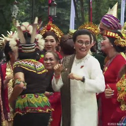 Musik Koplo Goyang Istana! Prabowo Hingga Iriana Berjoget Ria